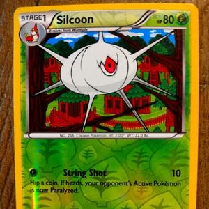 2015 Canada Release Silcoon 4/108 Roaring Skies Reverse ‘Leaf Holo’ Pokémon Card